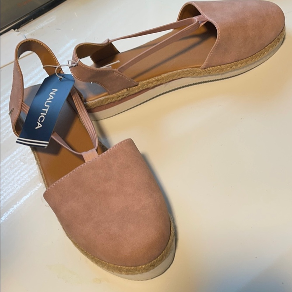 Women’s Shoes
